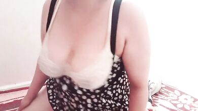 شرموطة مصرية صاحبة البزاز الكبيرة