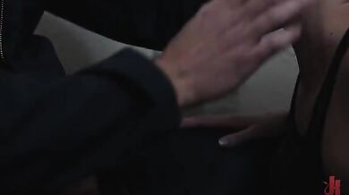 سكس عنيف مع اجمل ممتلة